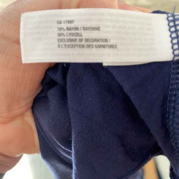 Gap Navy V-Neck Top - Picture 3 of 3